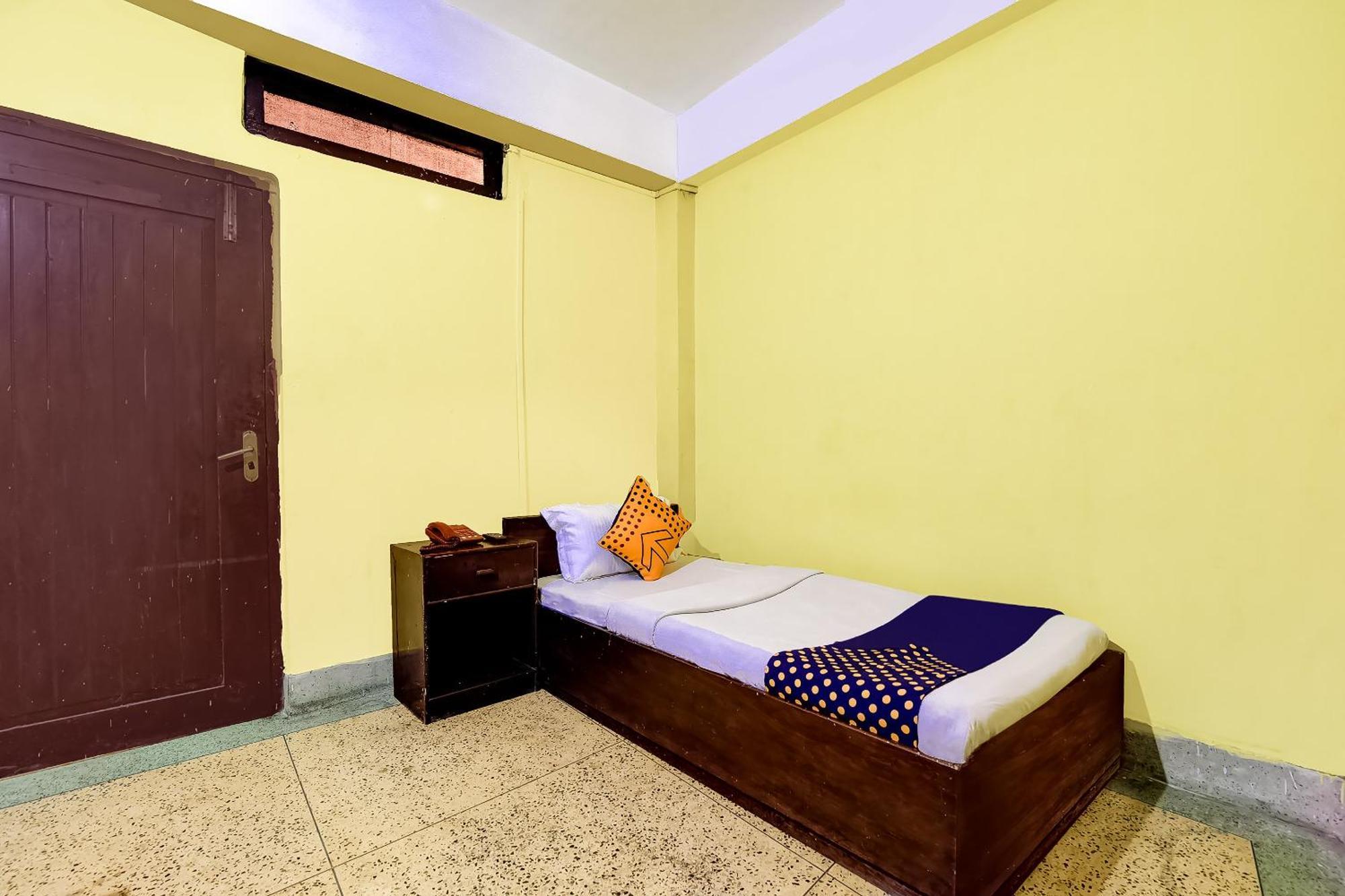 Spot On Durba 2 Hotel Tezpur ภายนอก รูปภาพ