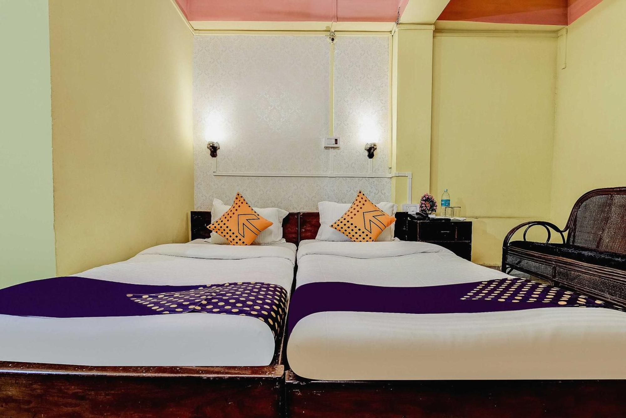 Spot On Durba 2 Hotel Tezpur ภายนอก รูปภาพ
