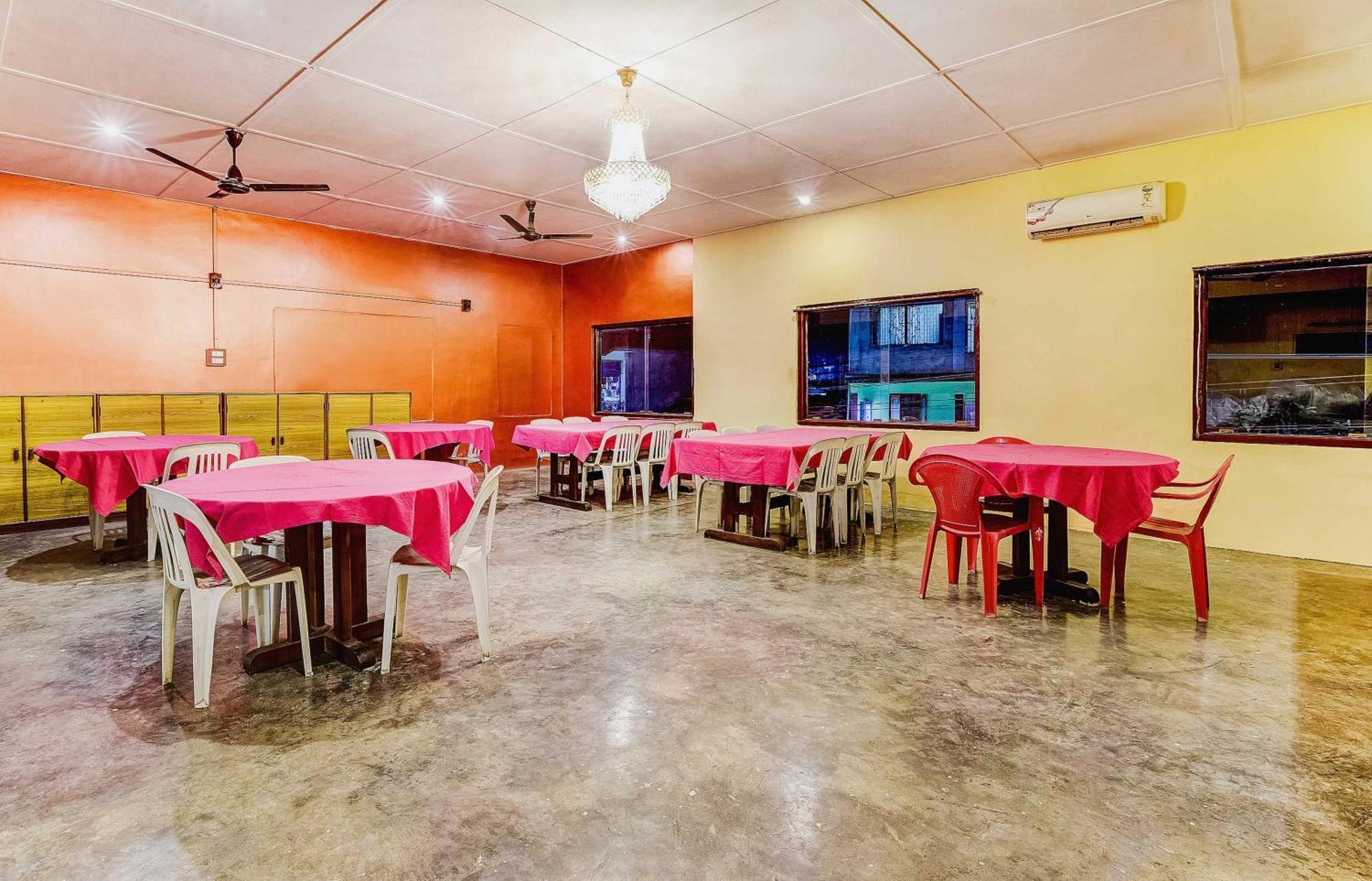 Spot On Durba 2 Hotel Tezpur ภายนอก รูปภาพ