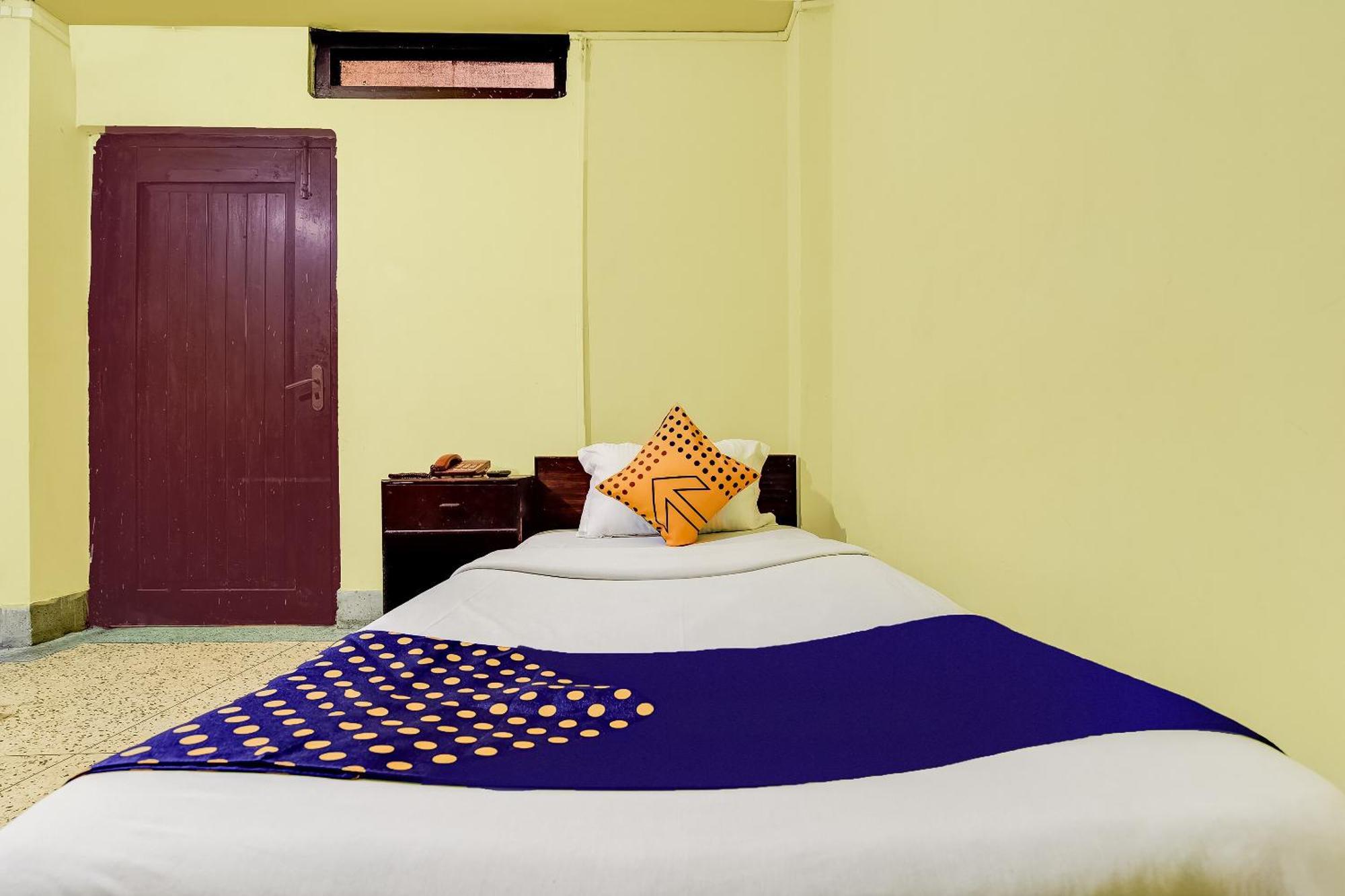 Spot On Durba 2 Hotel Tezpur ภายนอก รูปภาพ