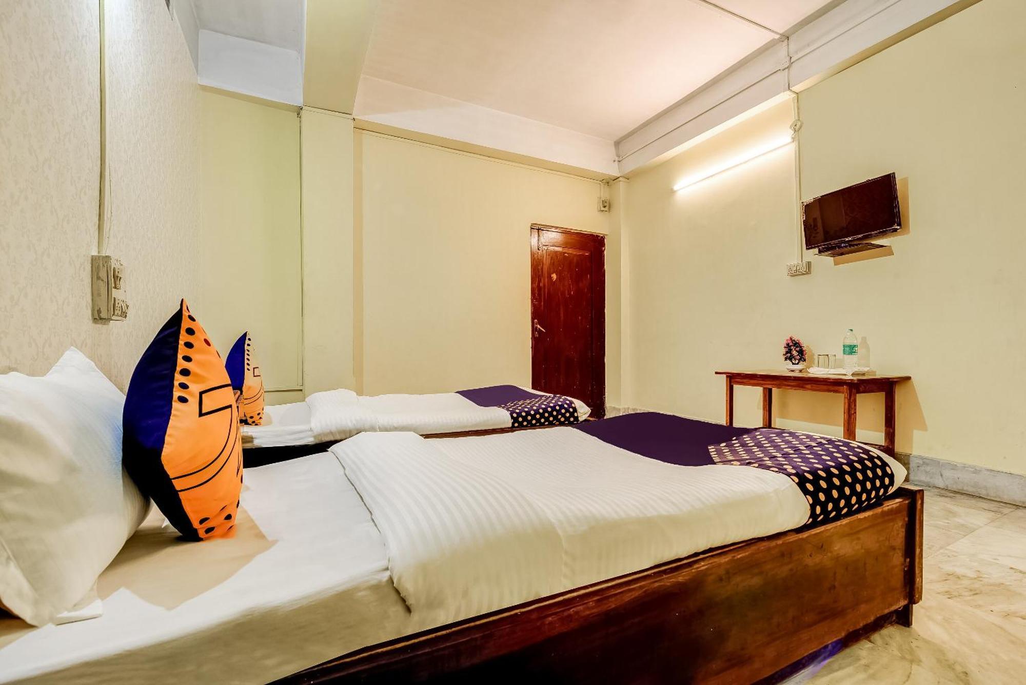 Spot On Durba 2 Hotel Tezpur ภายนอก รูปภาพ