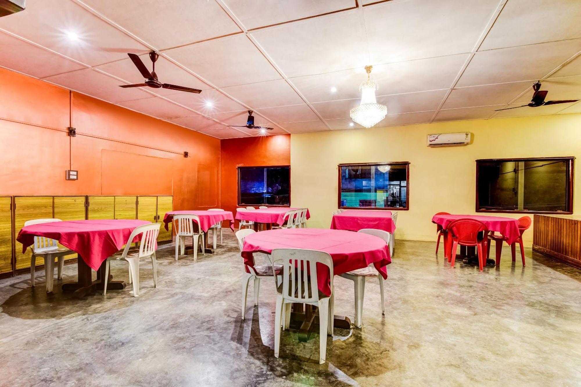 Spot On Durba 2 Hotel Tezpur ภายนอก รูปภาพ